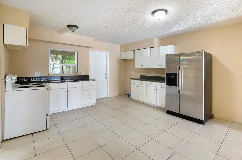 1440 NW 20th St, Unit B Fort Lauderdale FL 33311