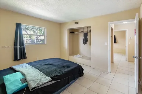 1440 NW 20th St, Unit B Fort Lauderdale FL 33311