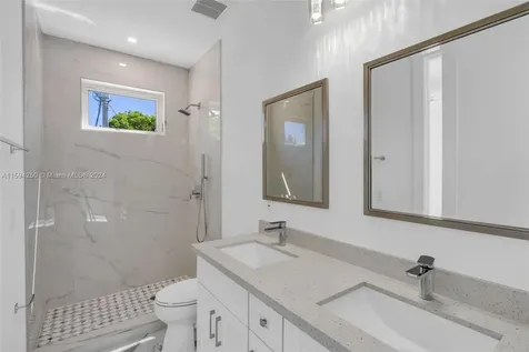 84 Coral Way Key Largo FL 33037