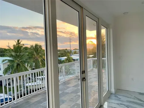 84 Coral Way Key Largo FL 33037
