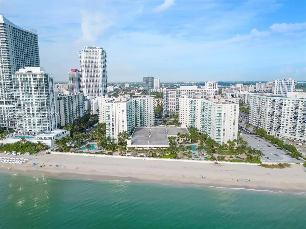 3901 S Ocean Drive Hollywood FL 33019
