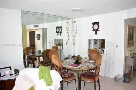 3051 E Sunrise Lakes Drive Sunrise FL 33322