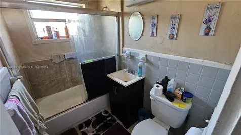 155 NW 30th Terrace Fort Lauderdale FL 33311