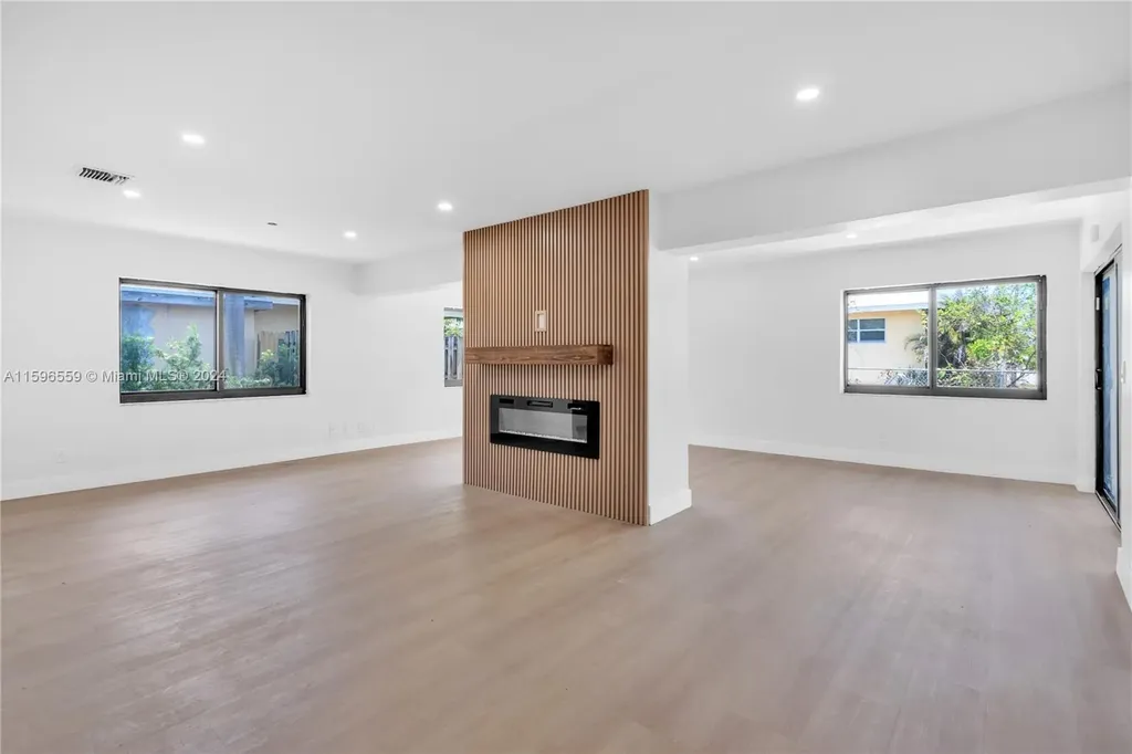 330 SW 29th Avenue Fort Lauderdale FL 33312