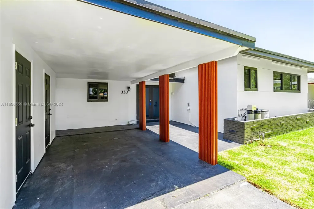 330 SW 29th Avenue Fort Lauderdale FL 33312