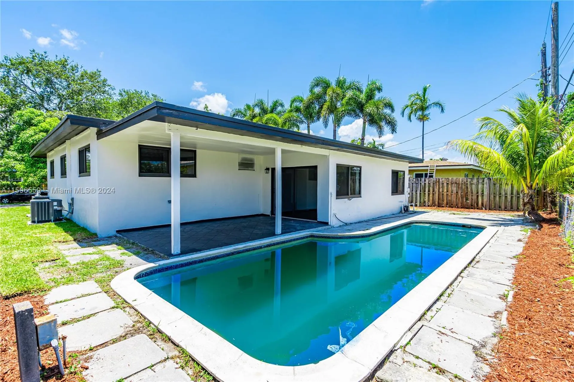 330 SW 29th Avenue Fort Lauderdale FL 33312