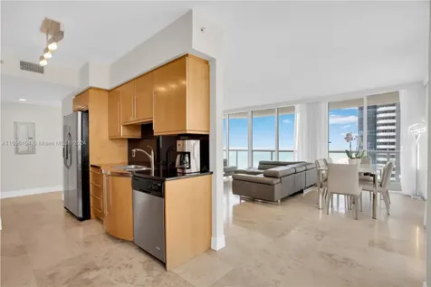 6365 Collins Avenue Miami Beach FL 33141