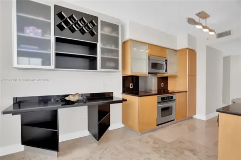 6365 Collins Avenue Miami Beach FL 33141
