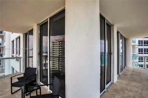 6365 Collins Avenue Miami Beach FL 33141