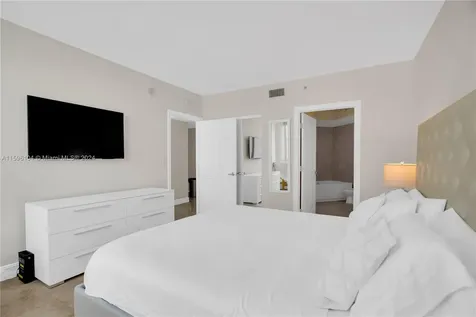 6365 Collins Avenue Miami Beach FL 33141