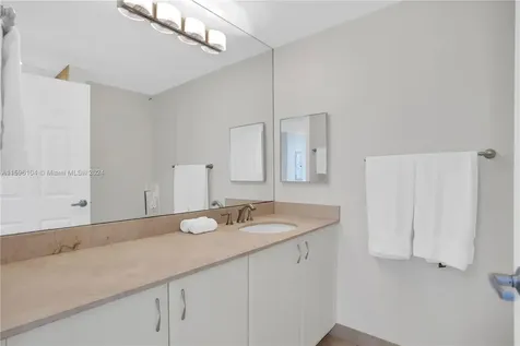 6365 Collins Avenue Miami Beach FL 33141