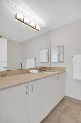 6365 Collins Avenue Miami Beach FL 33141