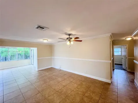 8201 NW 74th Avenue Tamarac FL 33321