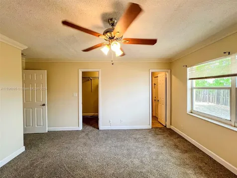 8201 NW 74th Avenue Tamarac FL 33321