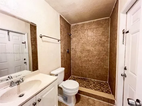 8201 NW 74th Avenue Tamarac FL 33321
