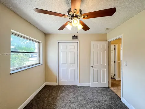 8201 NW 74th Avenue Tamarac FL 33321