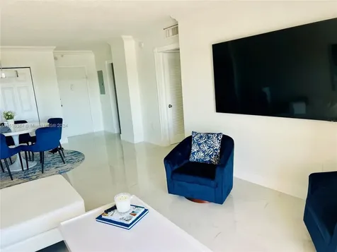 400 Kings Point Drive Sunny Isles Beach FL 33160