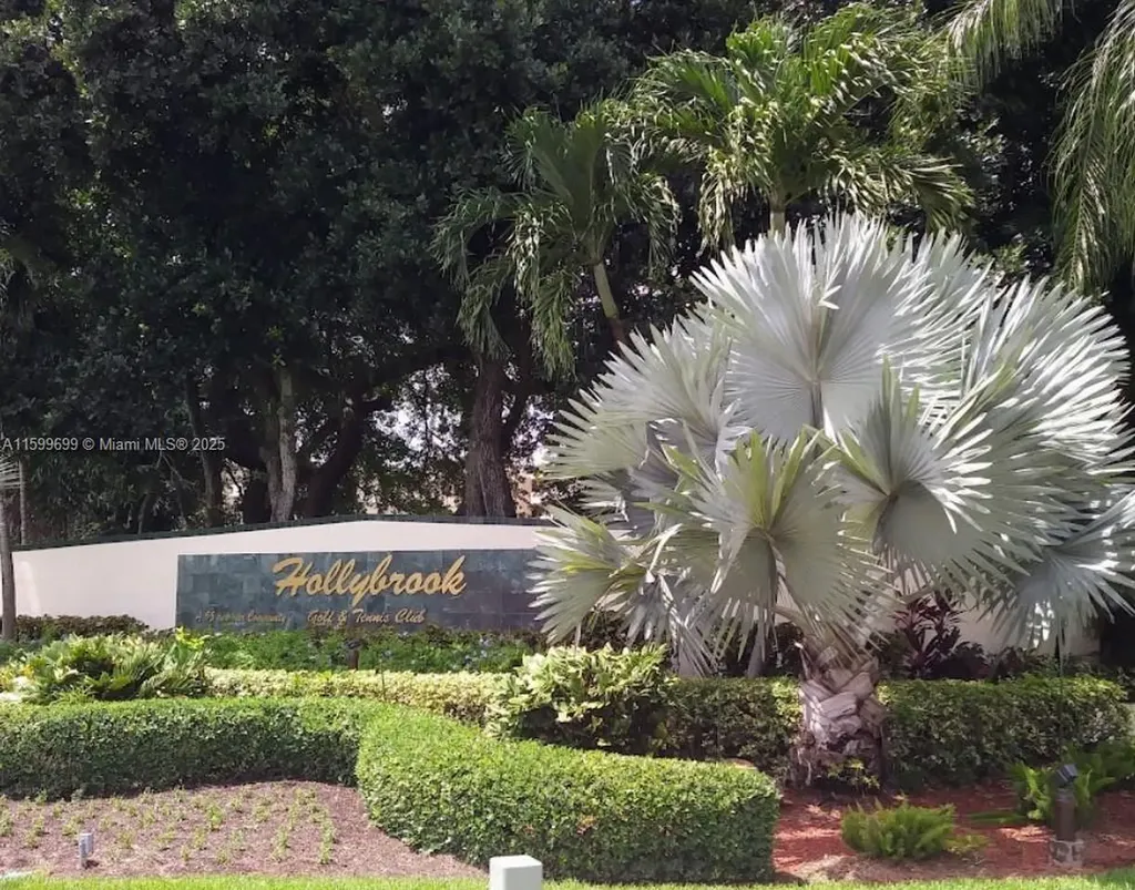 Pembroke Pines FL 33025