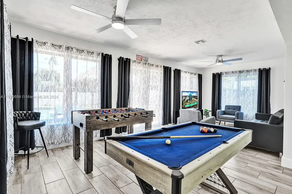 1206 Lincoln Street Hollywood FL 33019