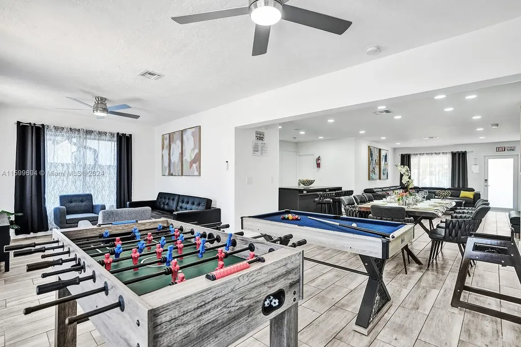 1206 Lincoln Street Hollywood FL 33019