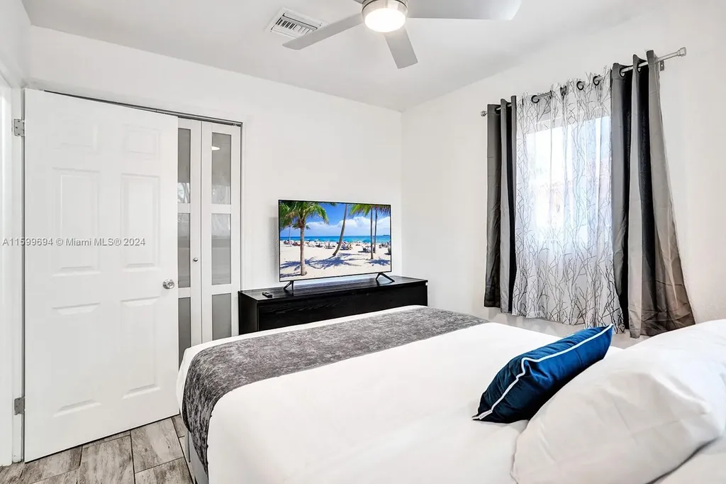 1206 Lincoln Street Hollywood FL 33019