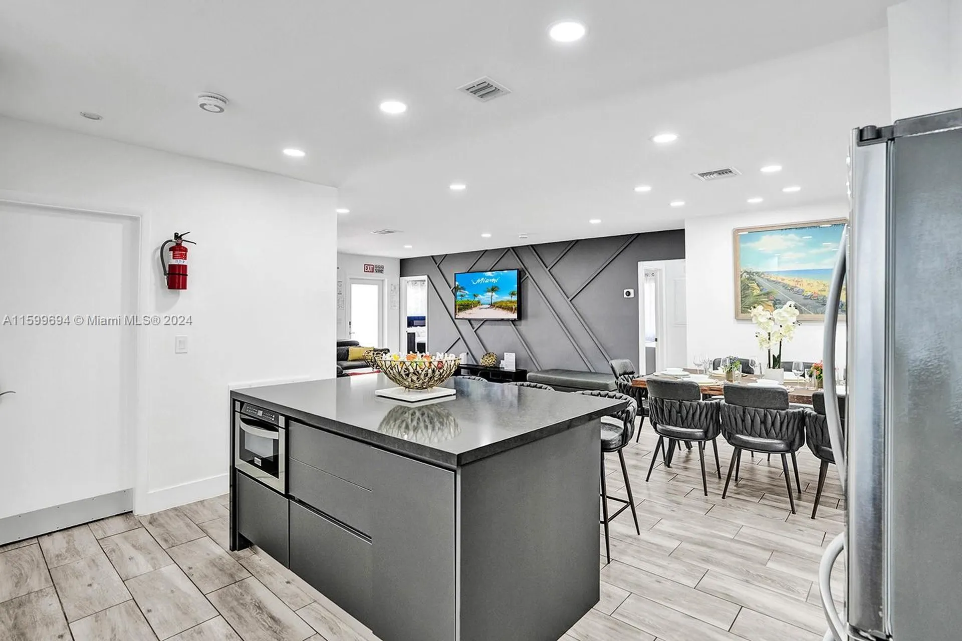 1206 Lincoln Street Hollywood FL 33019