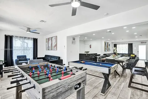 1206 Lincoln Street Hollywood FL 33019