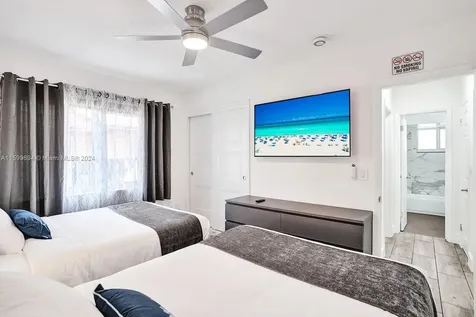 1206 Lincoln Street Hollywood FL 33019