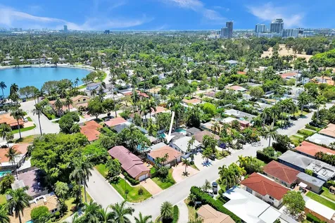1206 Lincoln Street Hollywood FL 33019
