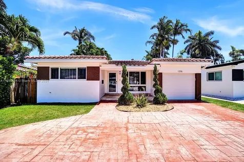 1206 Lincoln Street Hollywood FL 33019