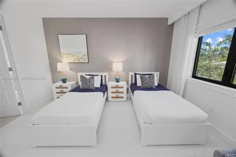 Hallandale Beach FL 33009