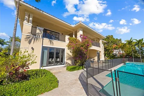 Hallandale Beach FL 33009