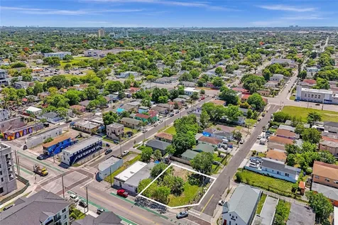 1510 NW 66th Street Miami FL 33147