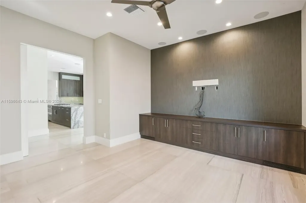 307 Seven Isles Drive Fort Lauderdale FL 33301