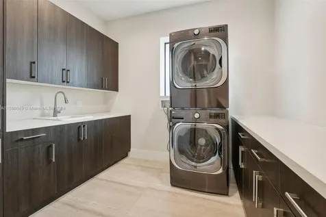 307 Seven Isles Drive Fort Lauderdale FL 33301