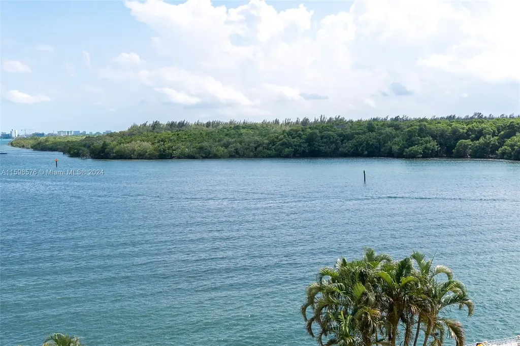 500 Bayview Drive Sunny Isles Beach FL 33160