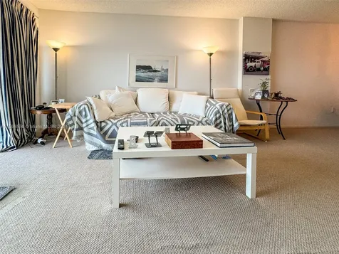 500 Bayview Drive Sunny Isles Beach FL 33160