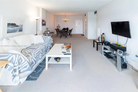 500 Bayview Drive Sunny Isles Beach FL 33160