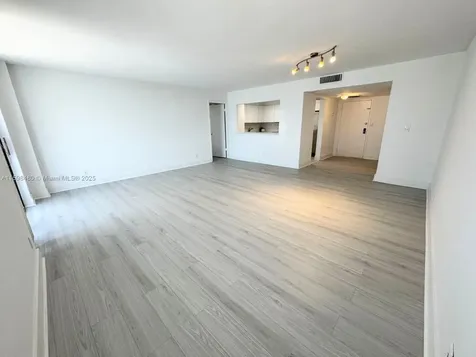 18151 NE 31st Court Aventura FL 33160