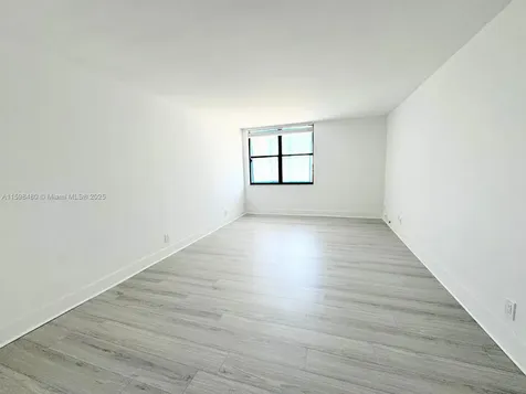 18151 NE 31st Court Aventura FL 33160