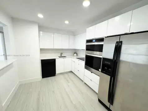 18151 NE 31st Court Aventura FL 33160