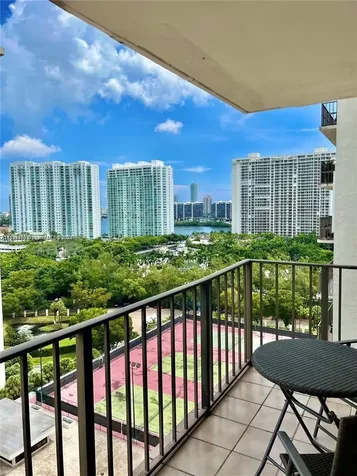 18151 NE 31st Court Aventura FL 33160