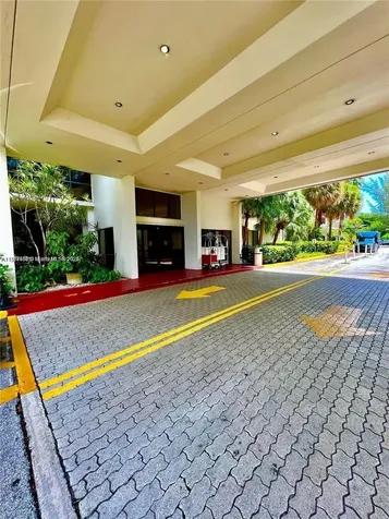 18151 NE 31st Court Aventura FL 33160
