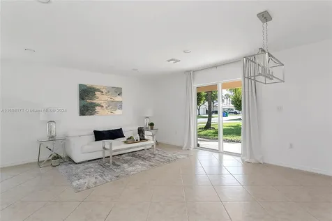 4457 SW 134th Avenue Miramar FL 33027