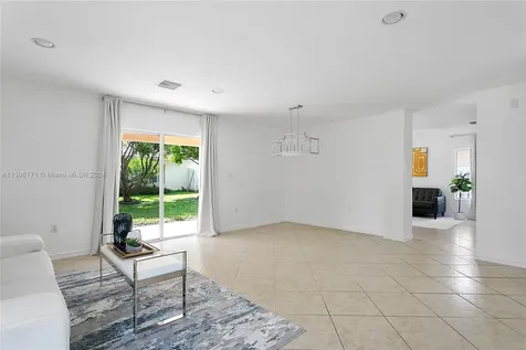 4457 SW 134th Avenue Miramar FL 33027