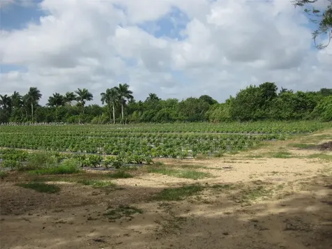 19922 SW 304th Street Homestead FL 33030