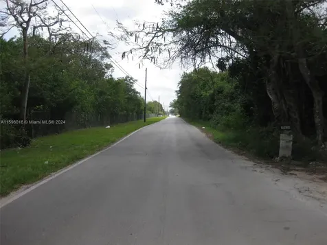 19922 SW 304th Street Homestead FL 33030