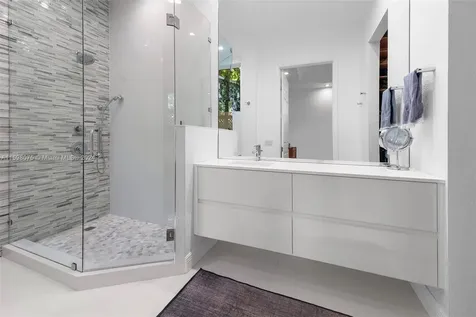 3779 Loquat Avenue Miami FL 33133