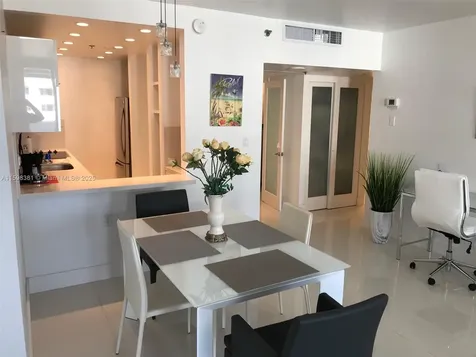 100 Lincoln Road Miami Beach FL 33139