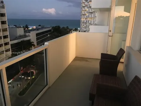 100 Lincoln Road Miami Beach FL 33139